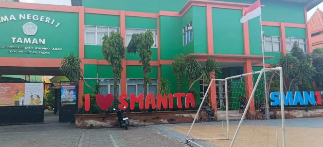 
 Ada Apa Dengan Sistem Sekolah SMAN 1 Taman,Kini Menjadi Perbincangan Publik