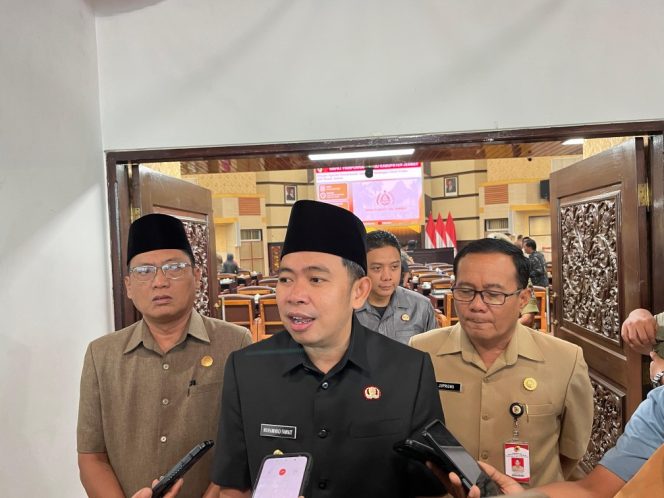 
 Gus Bupati Tegaskan Kemandirian Prioritas Program Fiskal dan Percepatan dalam Paripurna DPRD Jember
