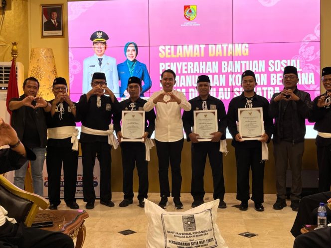 
 Pemkab Jember Lepas Bantuan Kemanusiaan PSHT untuk Korban Bencana di Sumatera