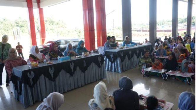 
 Kreatifitas Mewarnai Mama Mia Dalamm Rangka Peringatan Hari Ibu