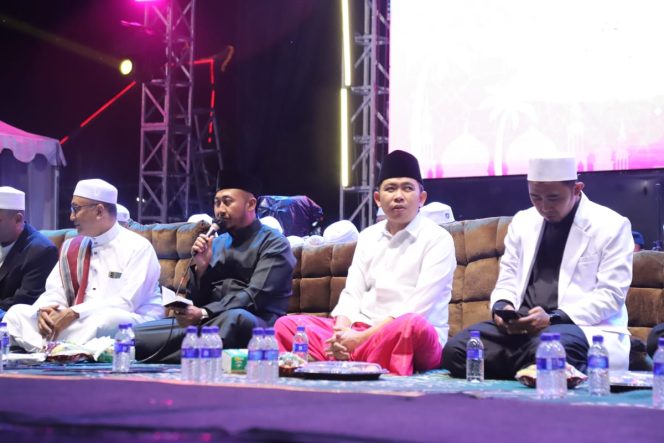 
 Gus Fawait Gelar Istigosah dan Doa Bersama dalam Rangka HUT Kabupaten Jember