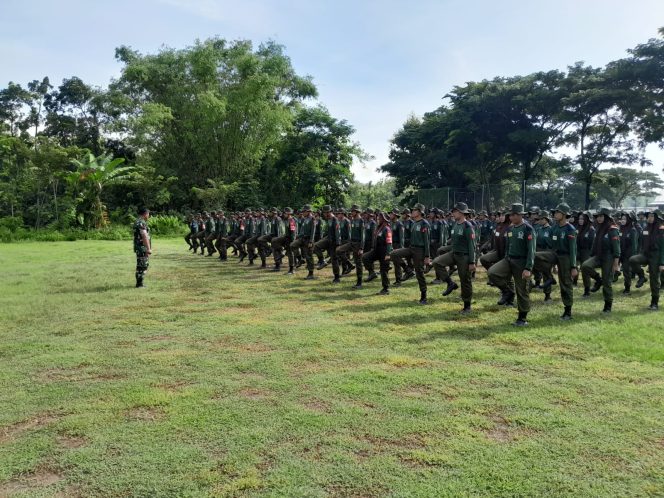
 Koramil Gemolong Berikan Pelatihan PBB Kepada Siswa SMK Sakti