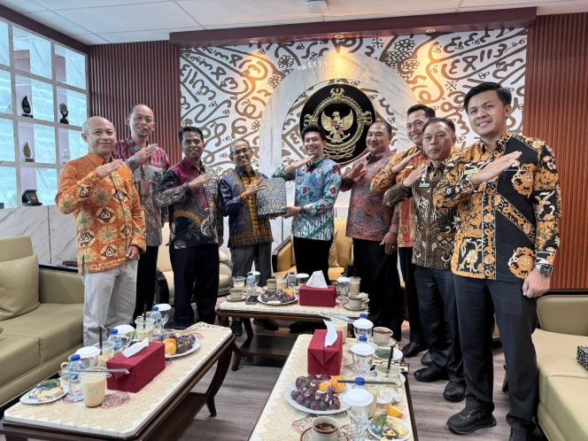 
 Terima LHP dari BPK RI, Bupati Bengkulu Utara Optimis Tata Kelola Keuangan Semakin Baik