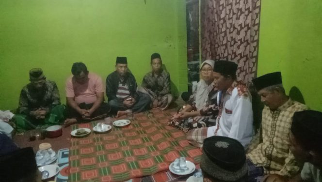 
 Akibat Melakukan Perbuatan Tercela,Melanggar Sanksi Adat, Anggota BPD Talang Rasau Resmi Diberhentikan