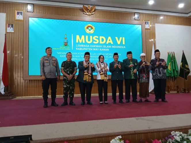 
 Bupati ayu asalasiyah buka musda VI LDII way kanan : momentrum strategis perkuat sinergi pembangunan